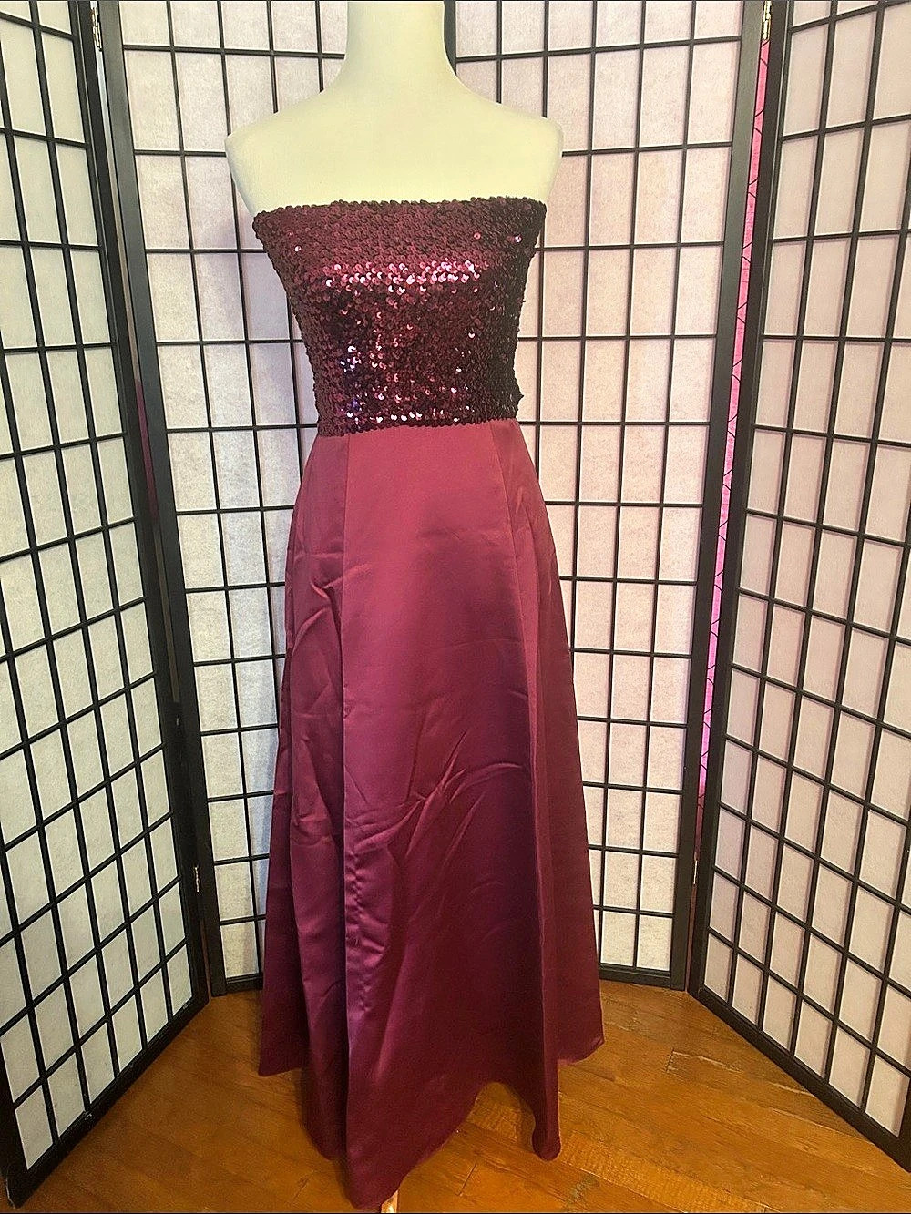 Strapless Sequin Maxi Dress 2 piece in Burgundy Like New